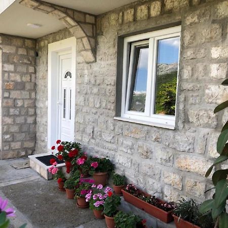 Apartments Todorovic Tivat Eksteriør bilde