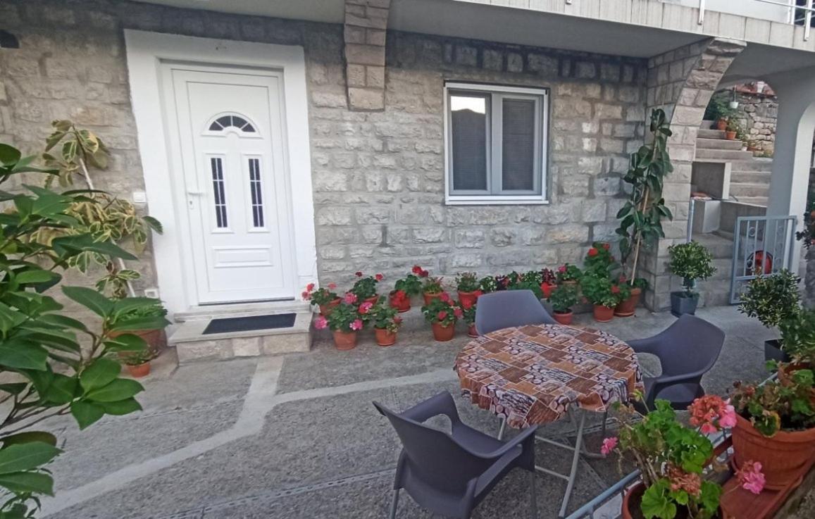 Apartments Todorovic Tivat Eksteriør bilde